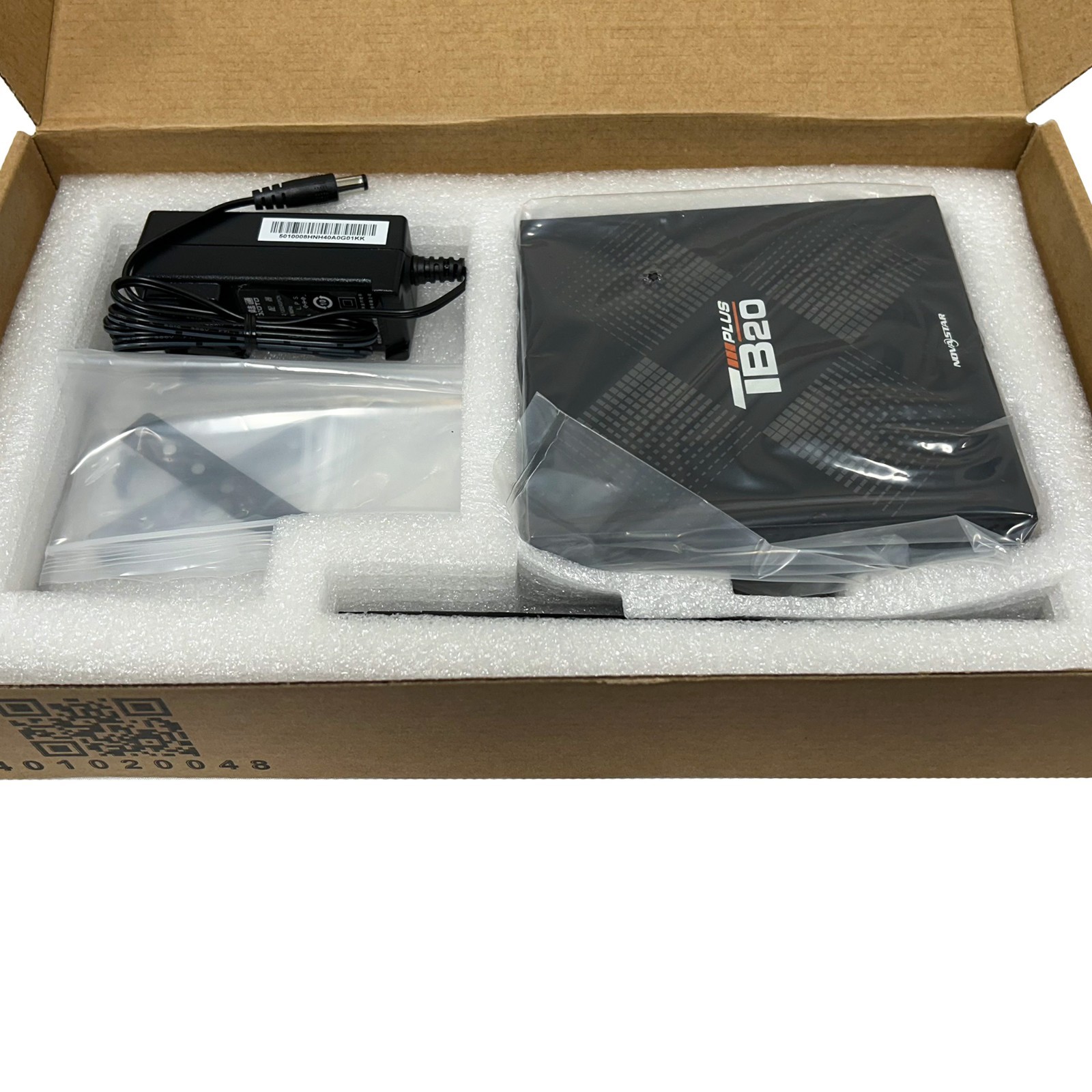 NovaStar TB20 Plus All-in-One LED Video Wall Controller Sync/Async HDMI 4G