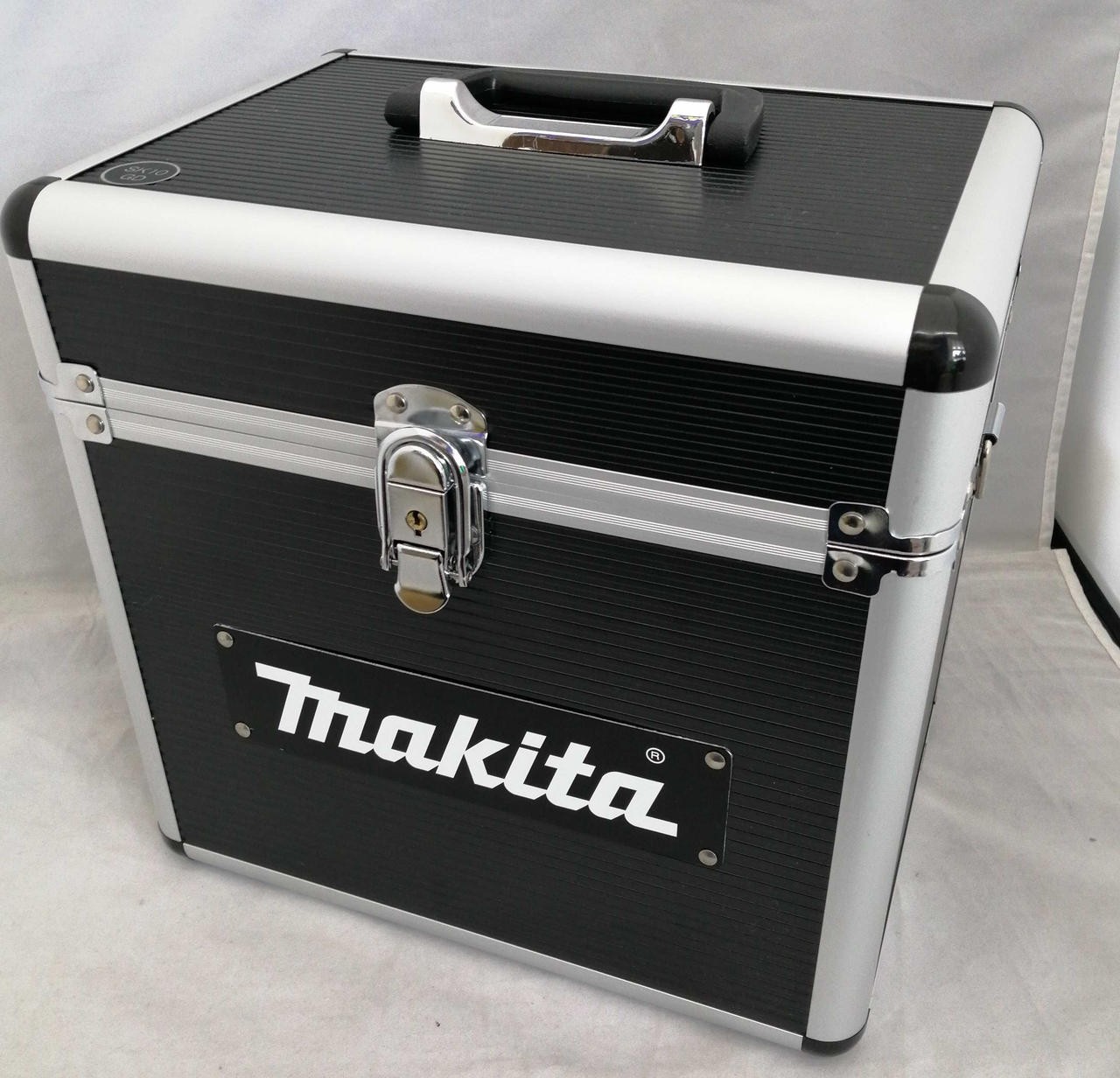 Makita SK10GD Laser Marker High-Visibility Green Laser with Case & Batteries