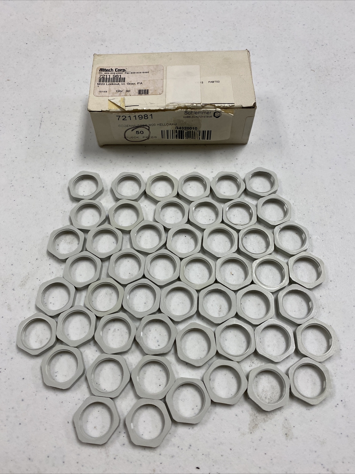 New Lot Of (50) Altech Corp. Schlemmer 7211981 Gegenmutter M20 Locknut Hellgrau
