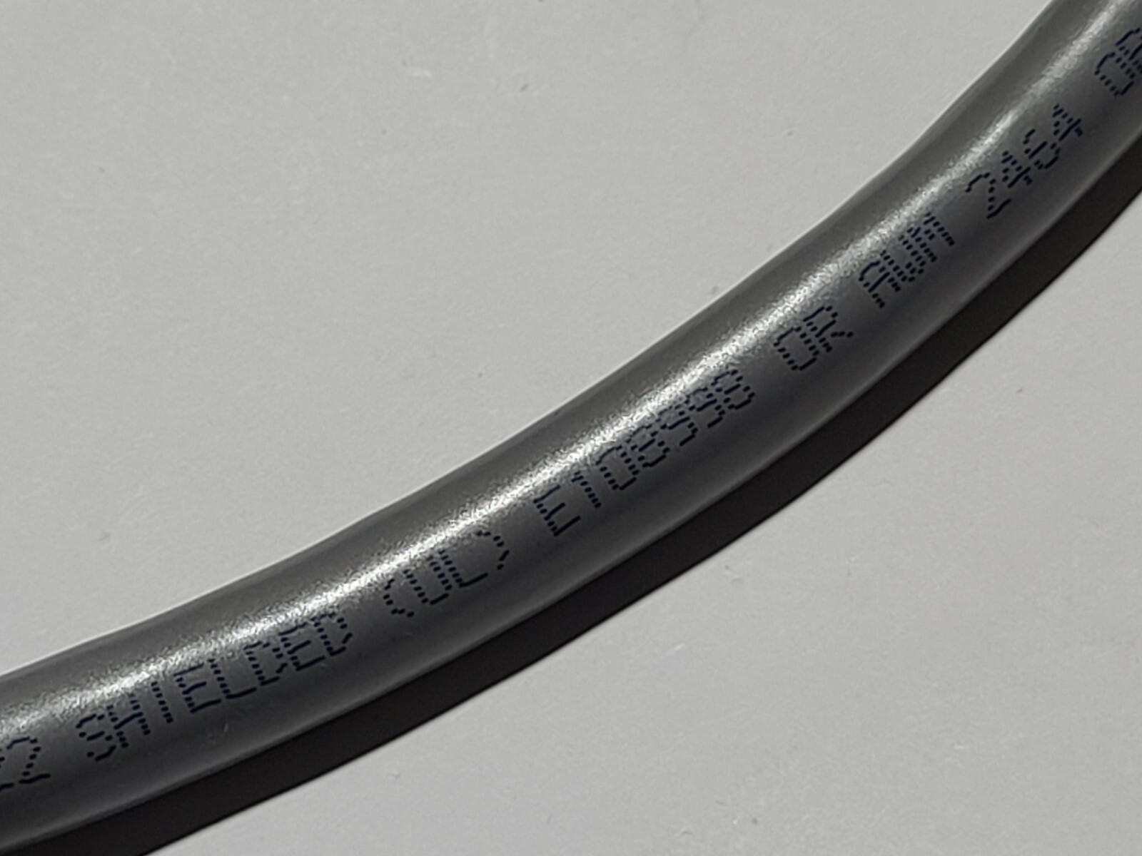 Belden 8312 22/12.5P Multi-Shield Low-Cap EIA RS-232 Computer/Control Cable /5ft