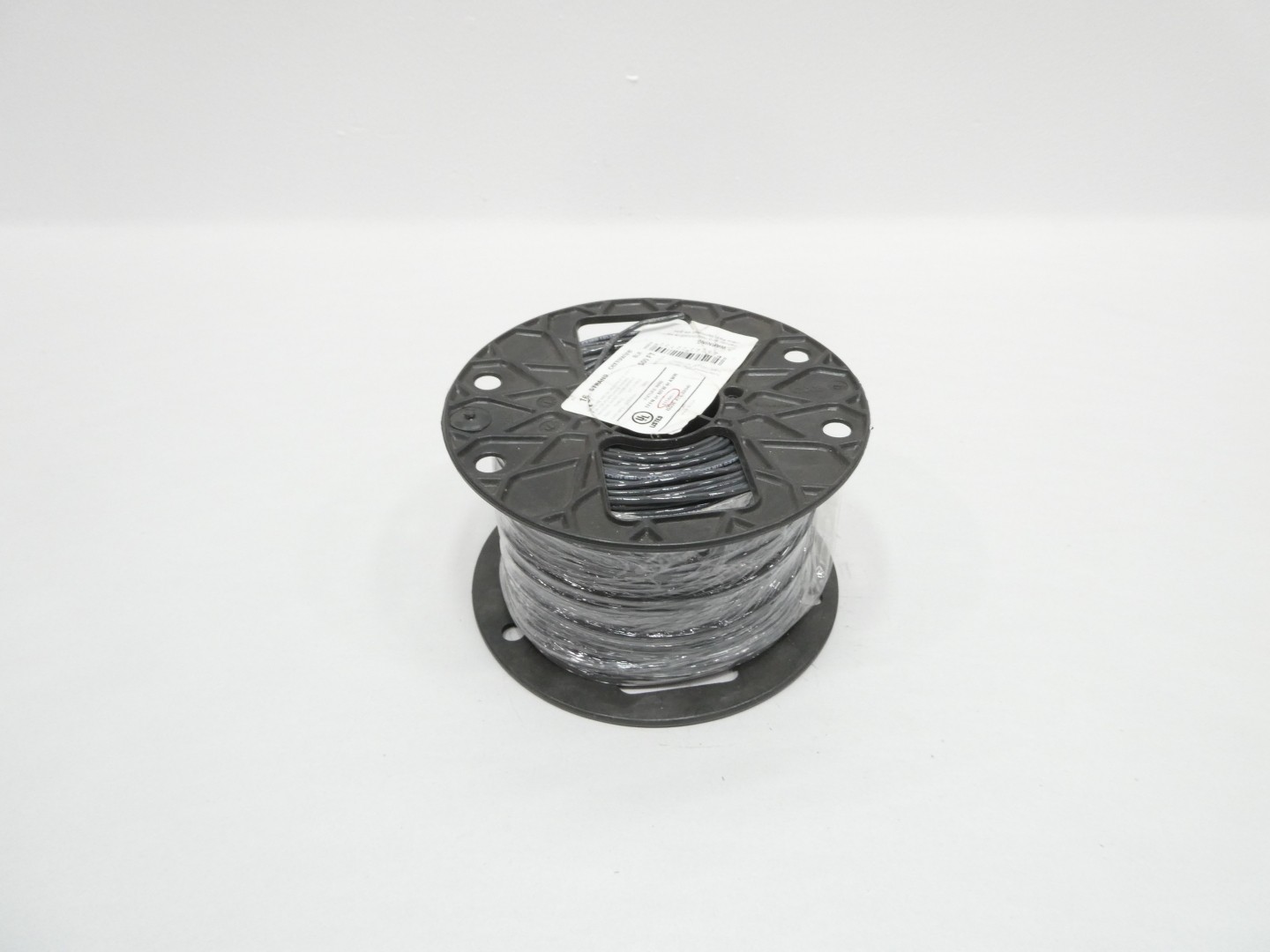 Cerrowire E113087A 16 Strand Black Wire 500ft