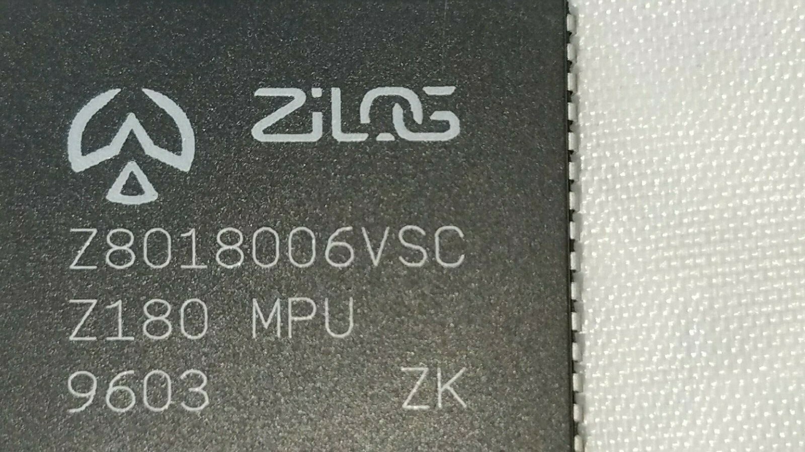 Z8018006VSC ZILOG, Z180 MPU IC MPU, IN USA ! FREE SHIPPING !