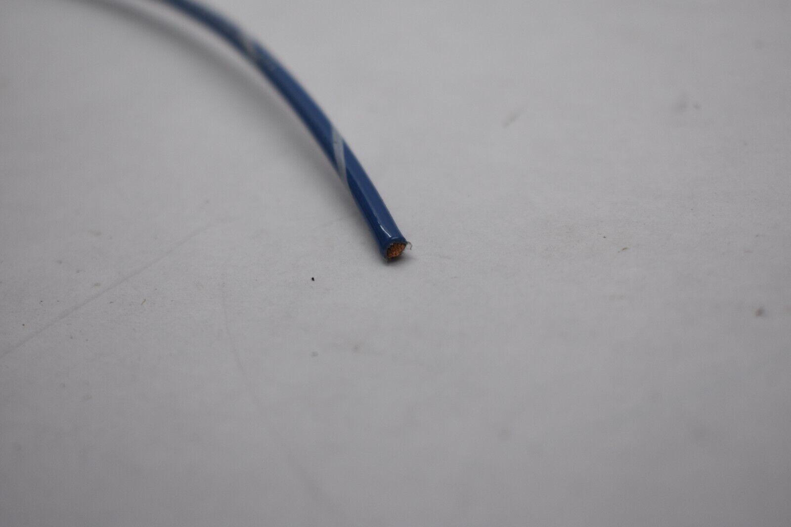 Blue Striped Industrial CSA T90 Nylon 600V 14 AWG Gauge THHN THWN-2 Wire 135′