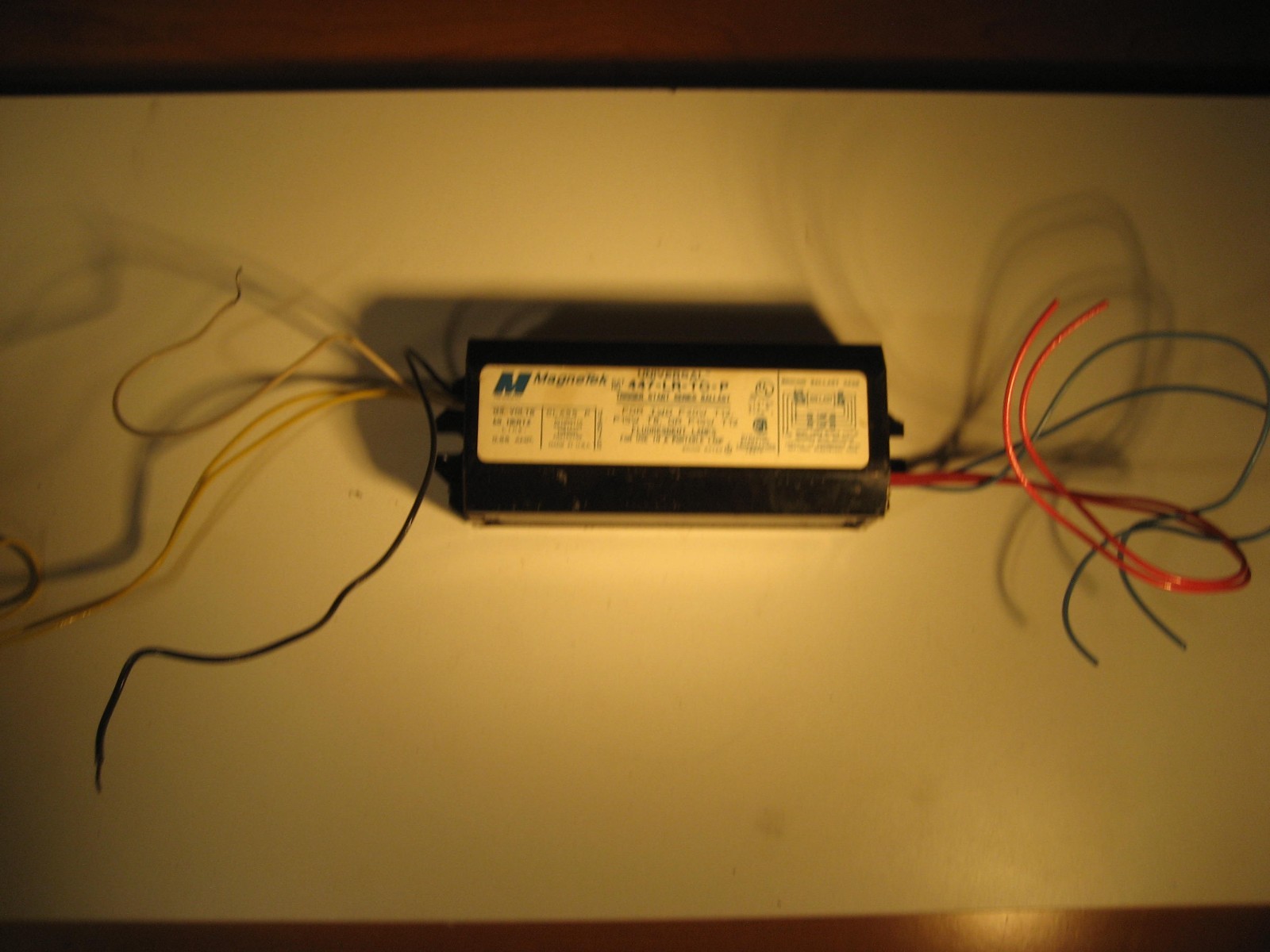 Used Magnetek Universal 447-LR-TC-P Trigger Start Series Ballast 120v
