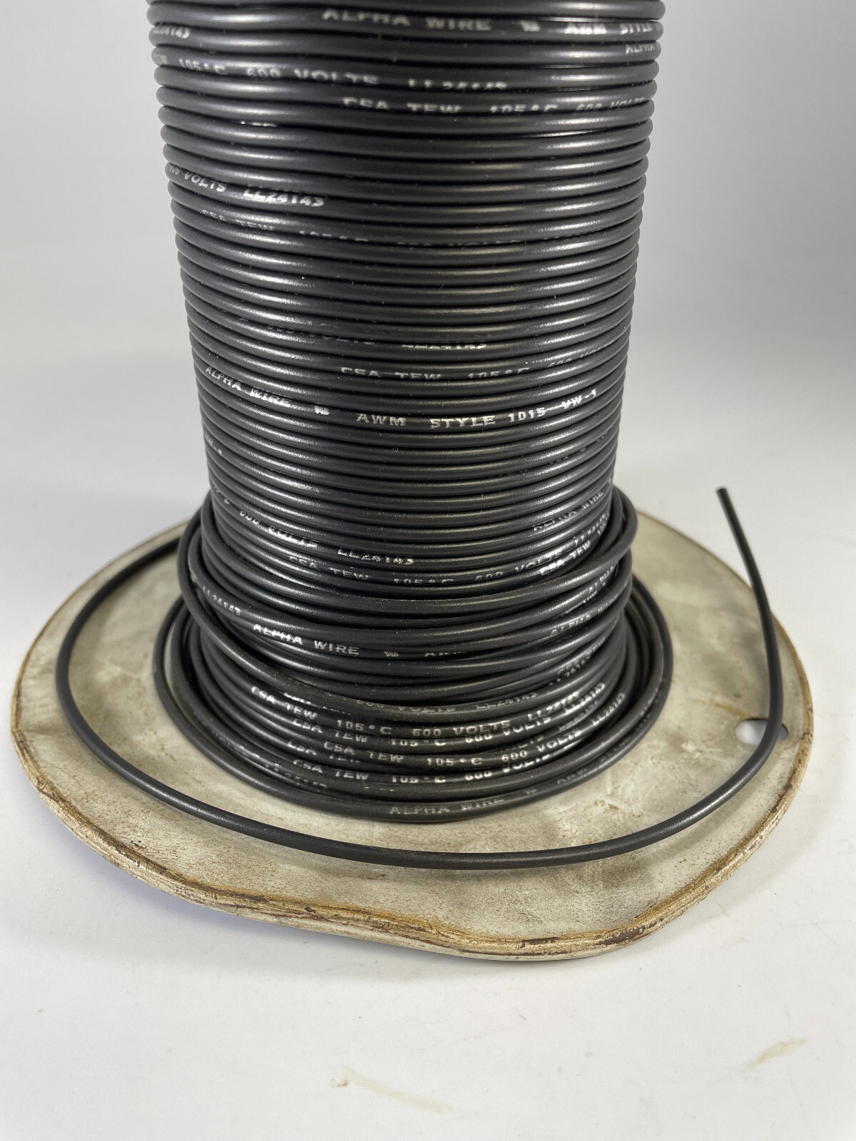 AlphaWire 3073 Black 100 Feet Machine Tool Hook-up Wire New