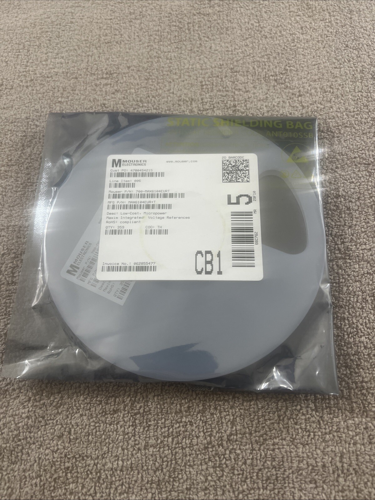 Analog Devices Inc Series Voltage MAX6104EUR+T Reference IC Fixed QTY 359