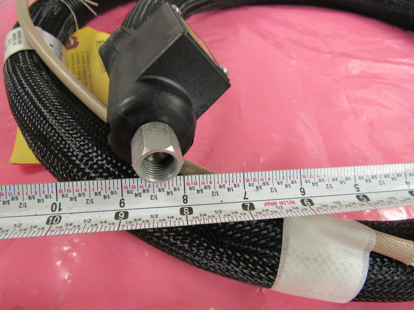 NORDSON 272945C HOT MELT GLUE HOSE 6 FEET 230V 134W 1500PSI ***NNB***