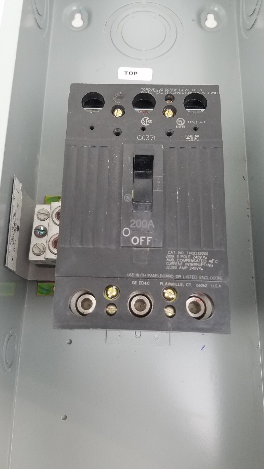 THQD32200 GE Enclosed Breaker TQD225F/TQD225S Mod 10 – Next Day Option
