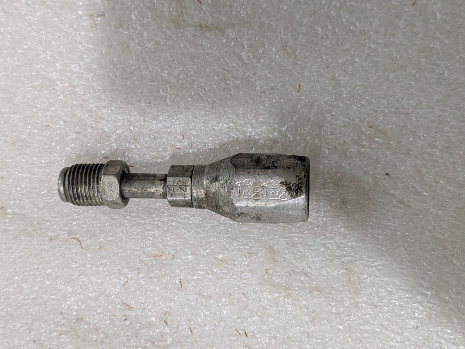 AEROQUIP 190111-4S CONDUIT FITTINGS