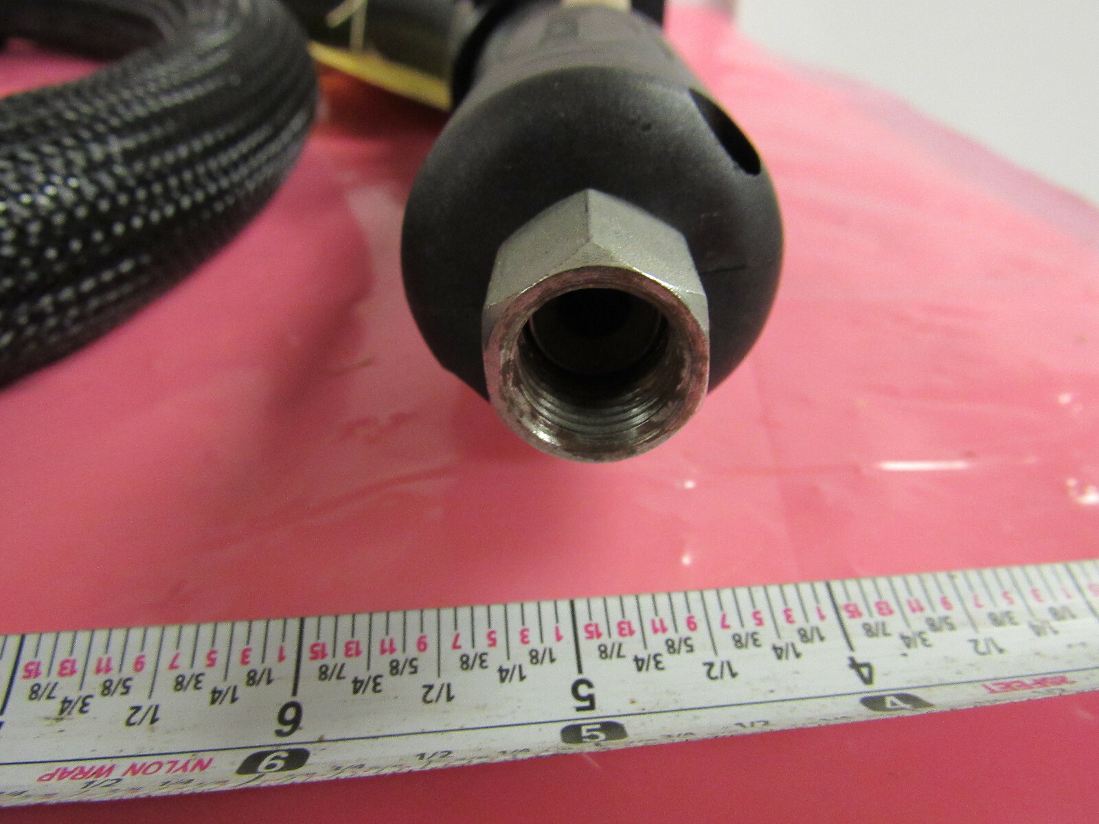 NORDSON 272945C HOT MELT GLUE HOSE 6 FEET 230V 134W 1500PSI ***NNB***