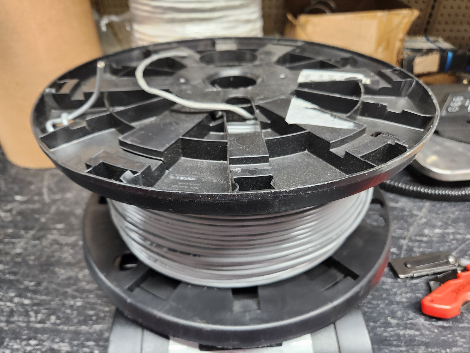 1000′ 22AWG/ 4C Stranded CMR Riser Rated Cable Copper Shielded Sound & Security