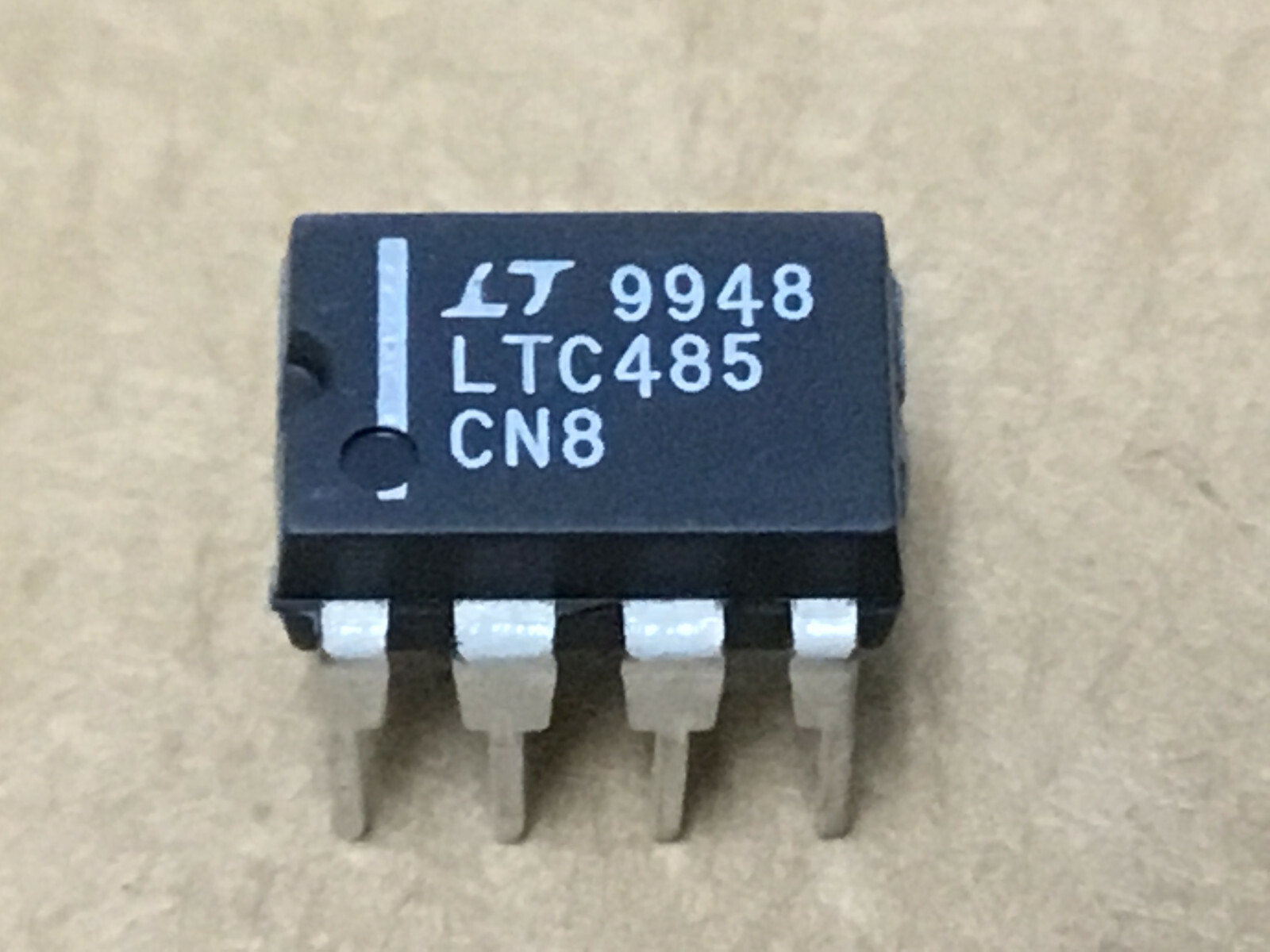 (2 PC) LINEAR TECH LTC485CN8 Line Transceiver, 1-Driver, 1-Receiver, 8 Pin