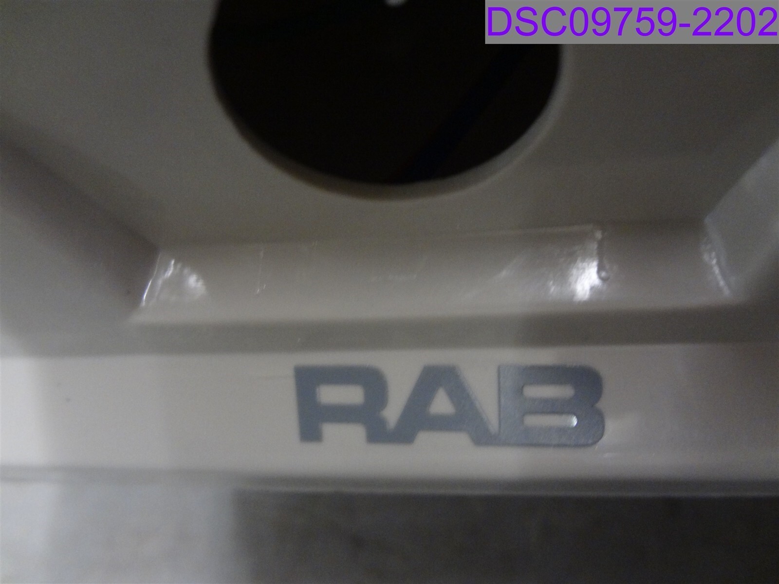 RAB 4′ Washdown 5000K Seal 4-50/D10 Light P/N SEAL450D10