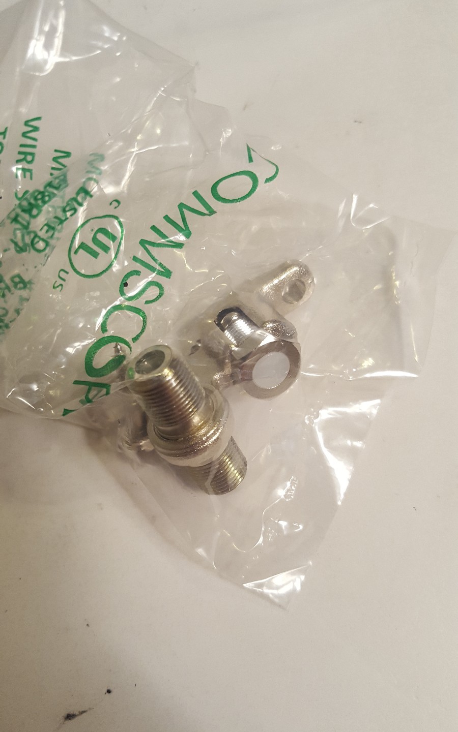 Commscope Ground Block Brass 1 GHz SVGB1GA PACK OF 50