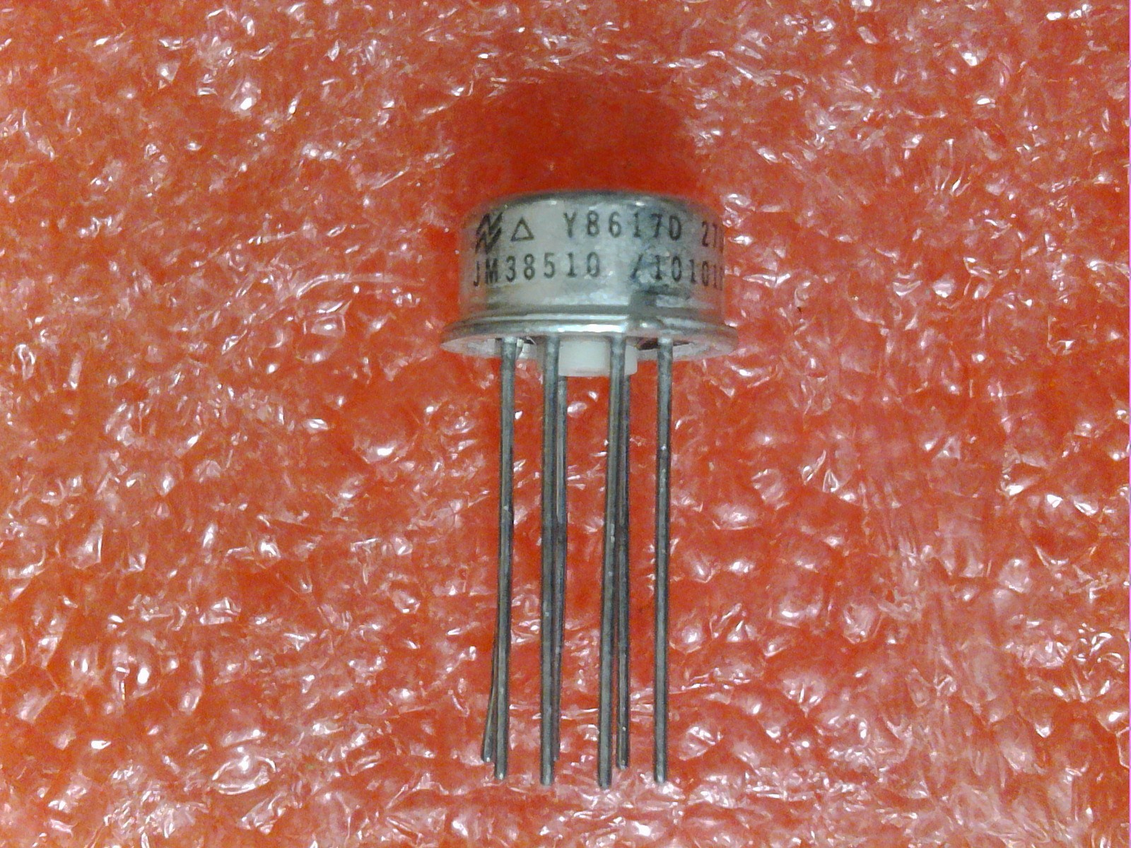 2 PCS NATIONAL SEMI JM38510/10101BGA 8 PIN METAL CAN OPERATIONAL AMPLIFIER NOS
