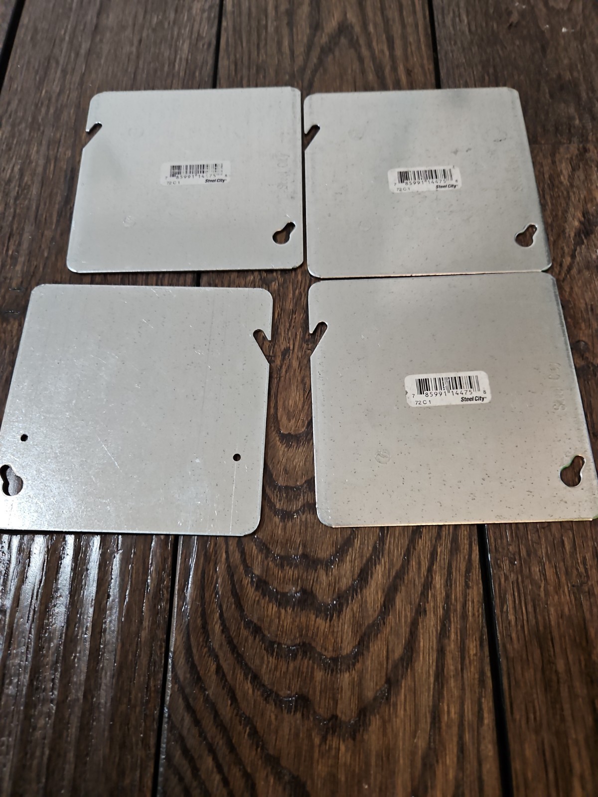 Thomas & Betts 72C1 Steel City Outlet Box Cover 4-11/16″, 4pk