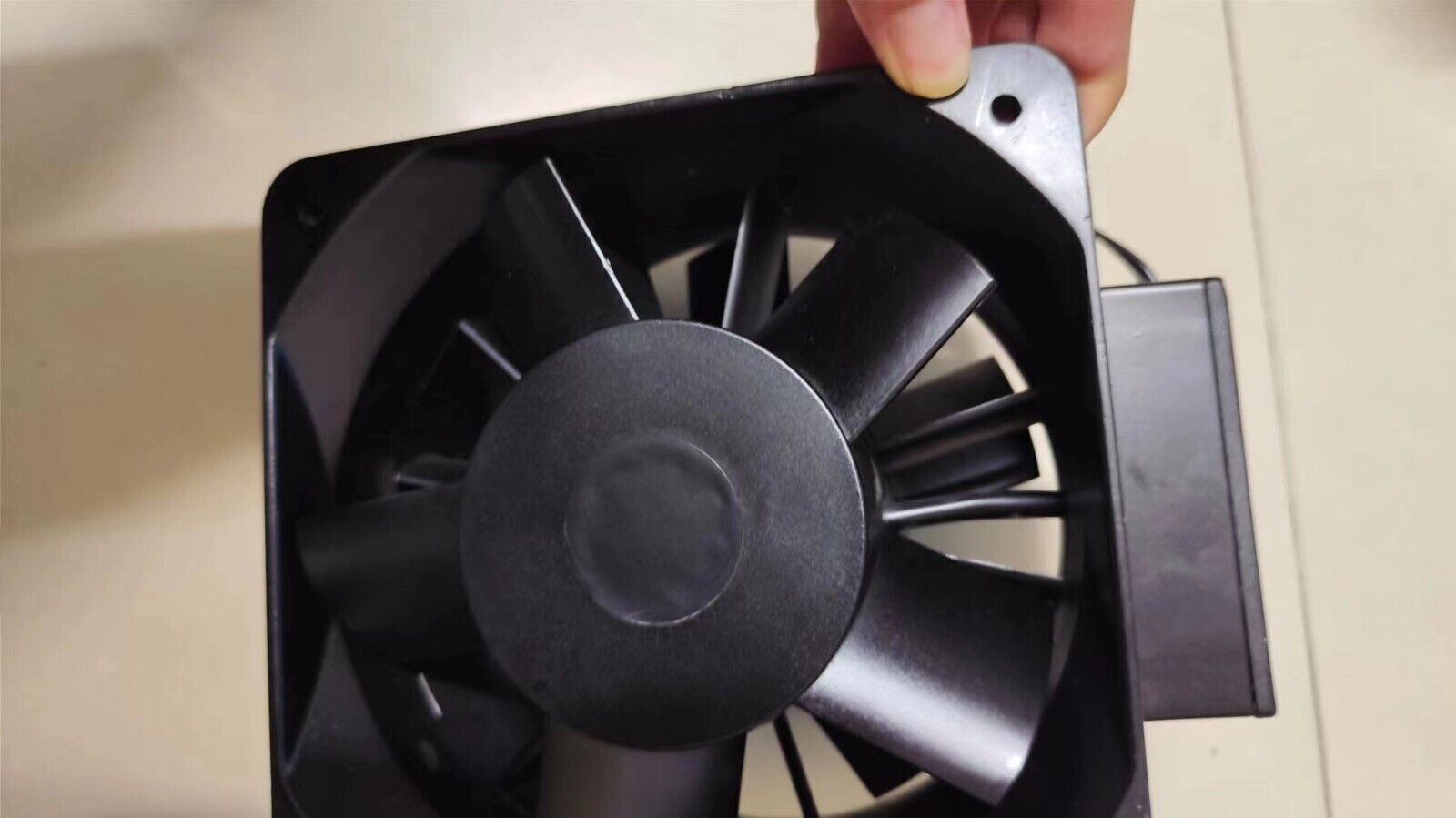 1 PCS ORIX Fan D1080-742 AC 200V 180*180*110MM 2 wire cooling fan