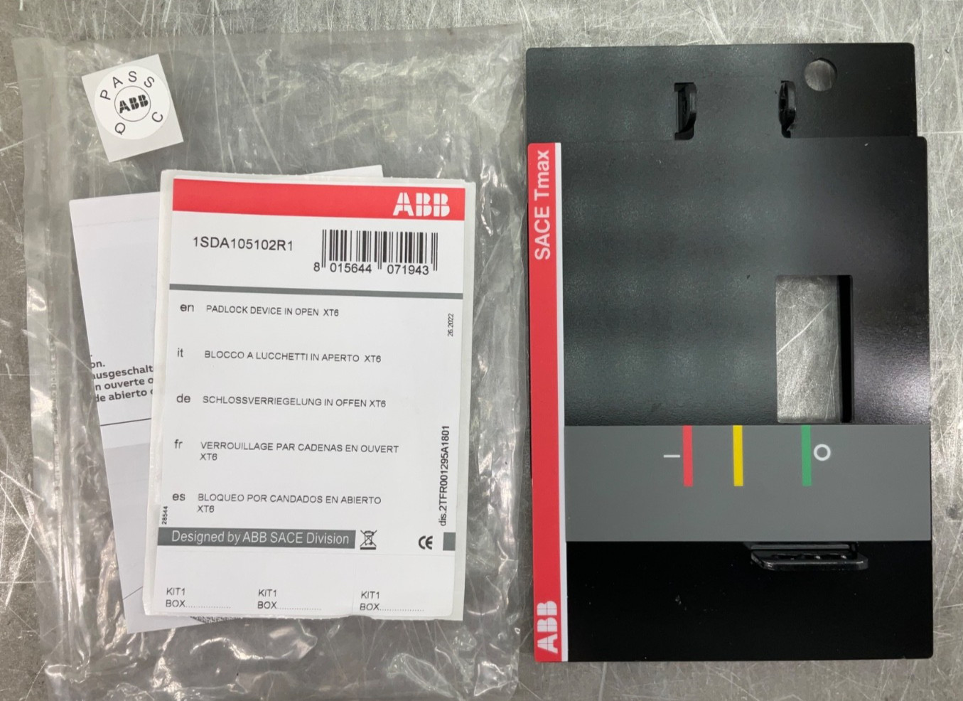 ABB KXT6PLLOP PADLOCK DEVICE ON OPEN FOR XT6 1SDA105102R1 NEW