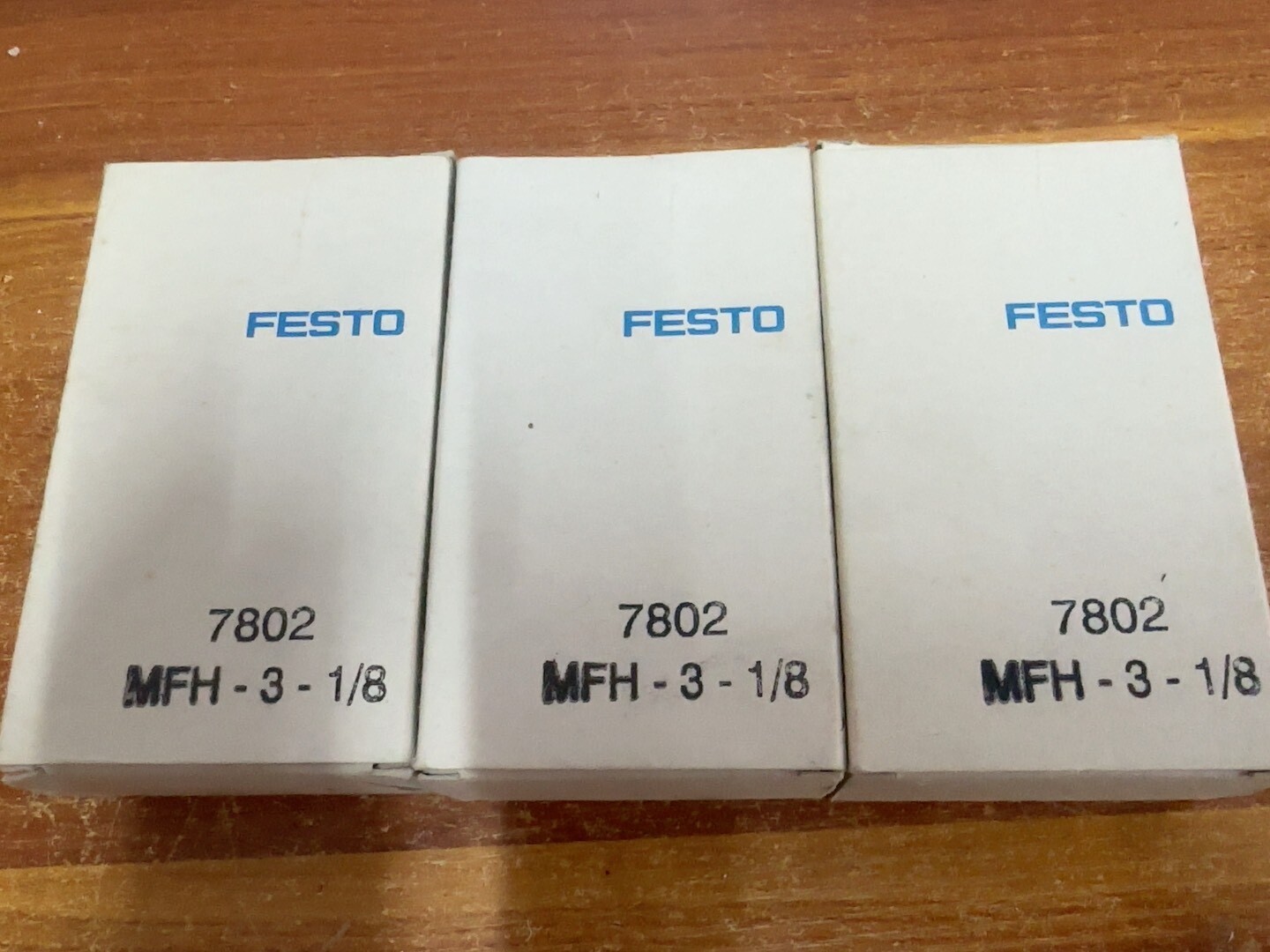 One MFH-3-1/8 7802 solenoid valve New Welcome counteroffer