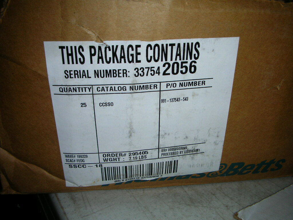 RED DOT CCSSO WR74-C WEATHERPROOF STAY OPEN SINGLE RECEPTACLE COVER NEW!!