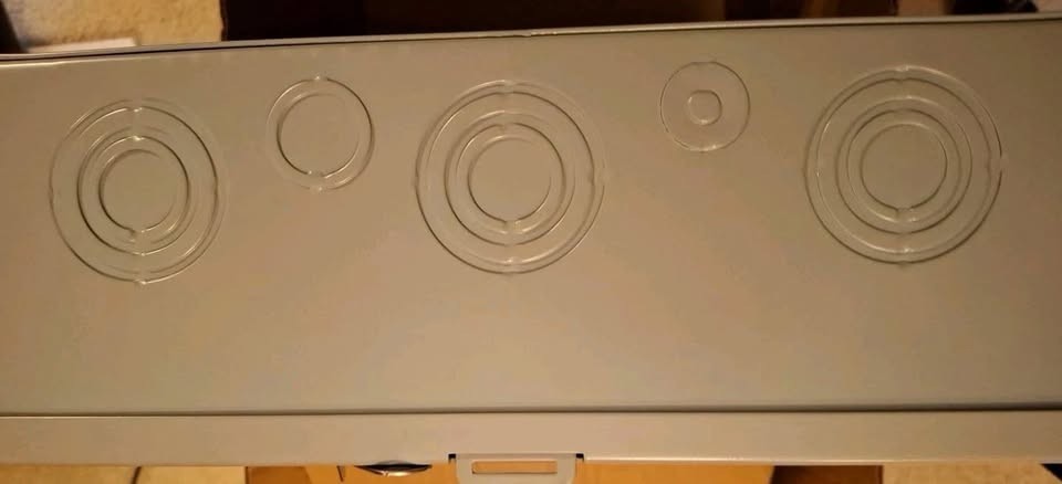 EATON CORPORATION METER SOCKET (NEW IN BOX)