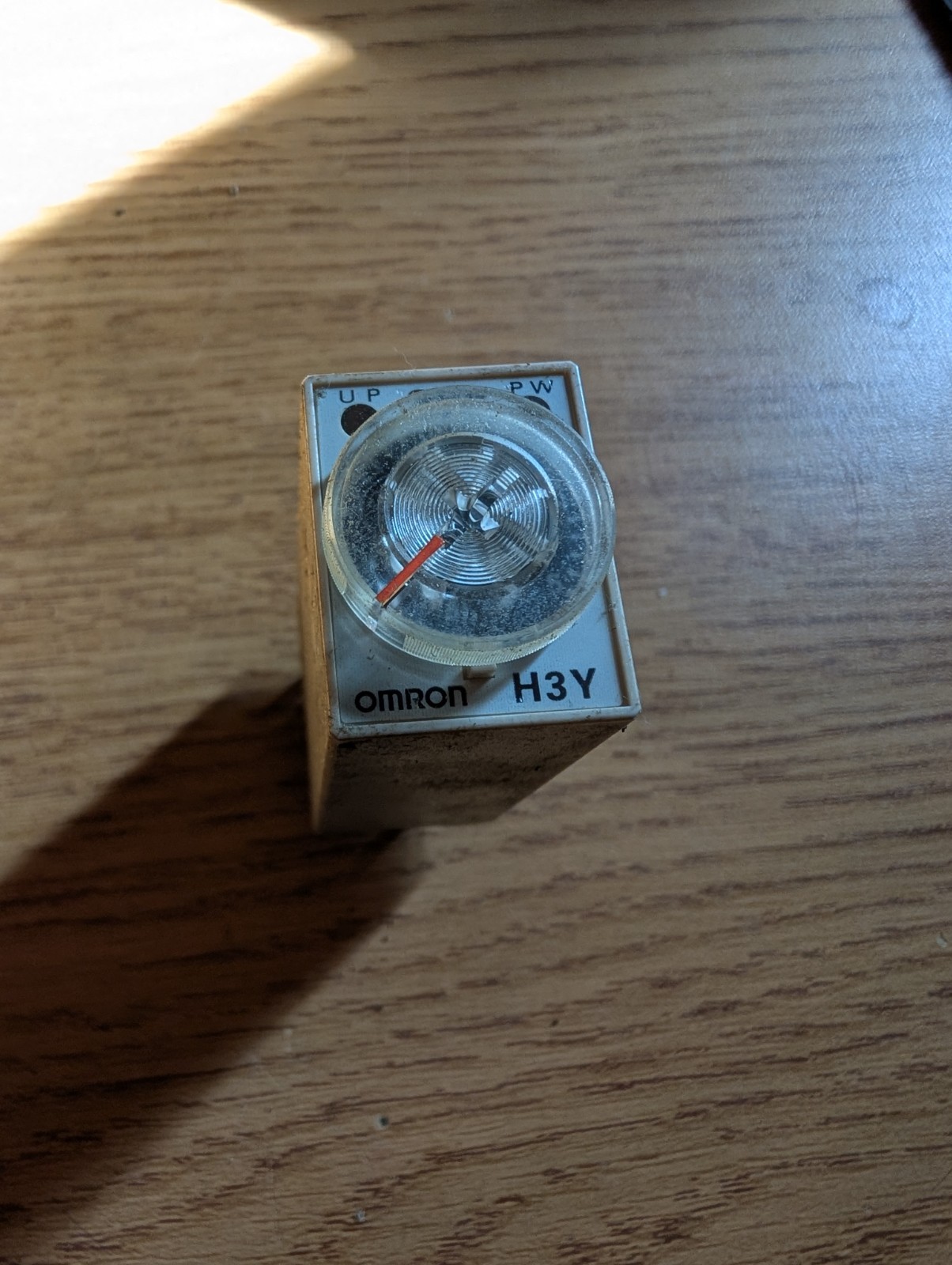 Omron H3Y Small Base Timer Relay 10280N *FREE SHIPPING*