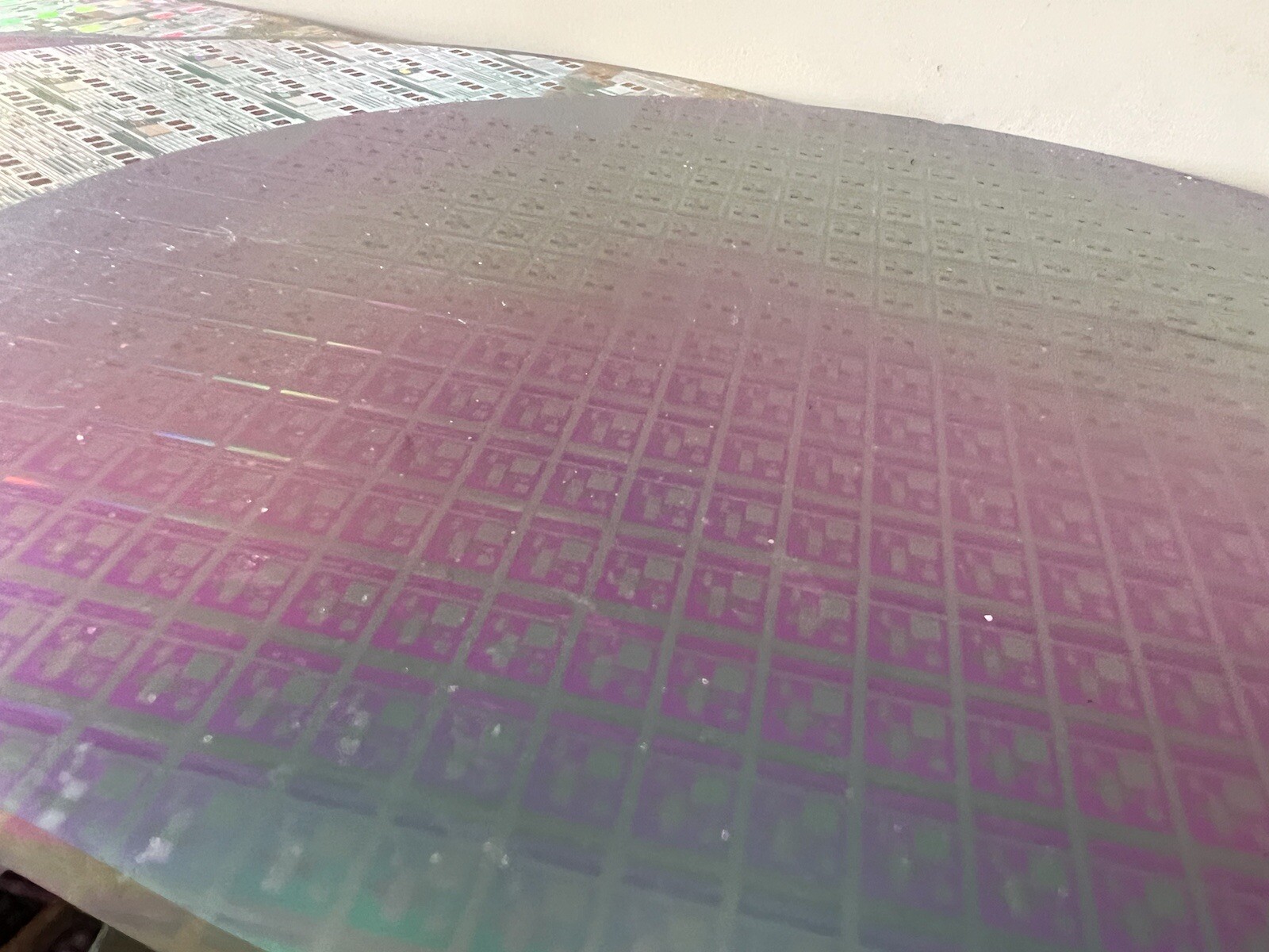 200 MM 8″ PATTERNED SILICON WAFERS, LOT OF 50