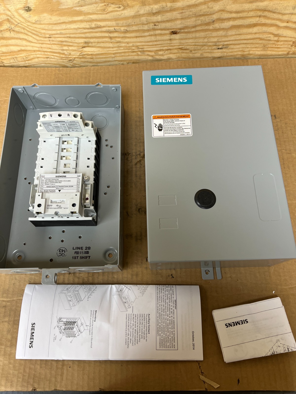 Siemens LCE01C002277A non-combination lighting contactor, 60AMP, 277VAC, NIB!