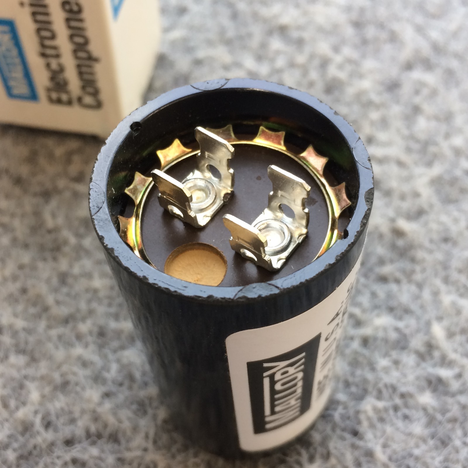 BRAND NEW Mallory PSU10815 Capacitor, 110/125V VAC 108-130 MFD NEW Surplus
