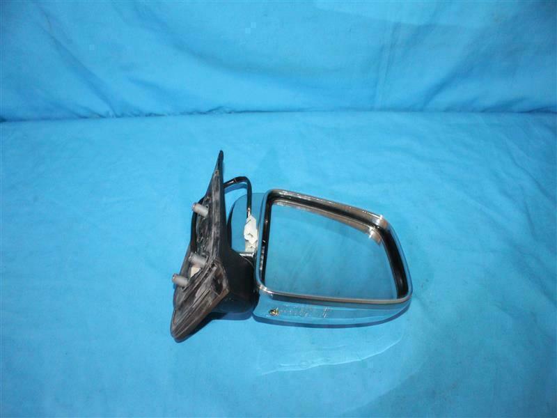 Ford UM81-69120D UM8169120D Side Mirror (R),Door NEW NOB