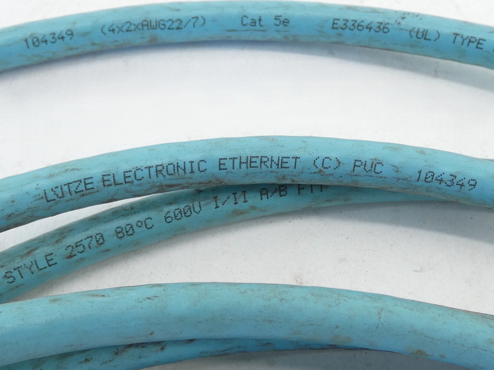 Lutze Electronic E336436 Cat5e Ethernet Cable 600V