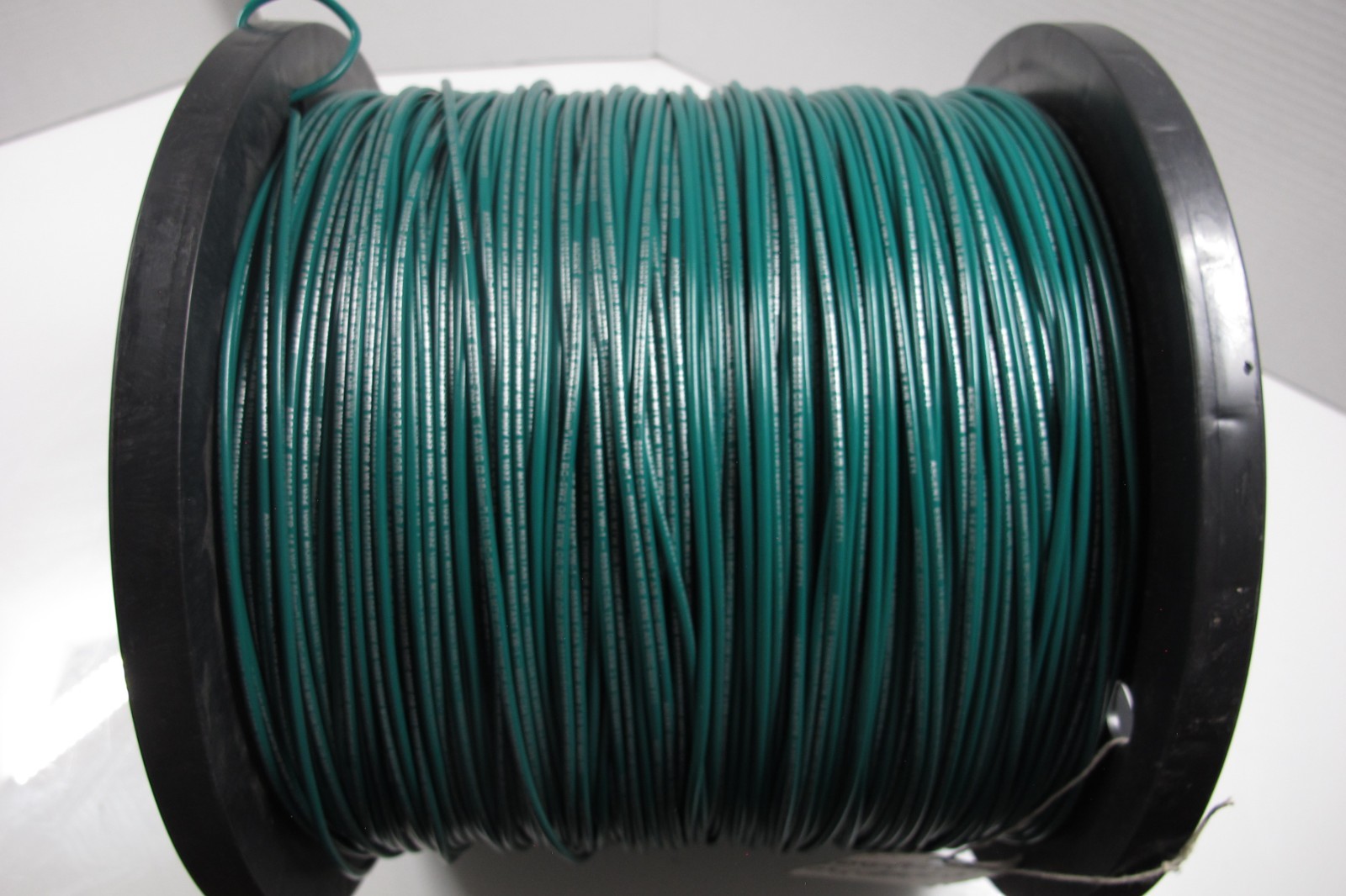 NEW 1015/14T41-2 14 41TC 105C 600V MTW 1015/1230 Green WIRE