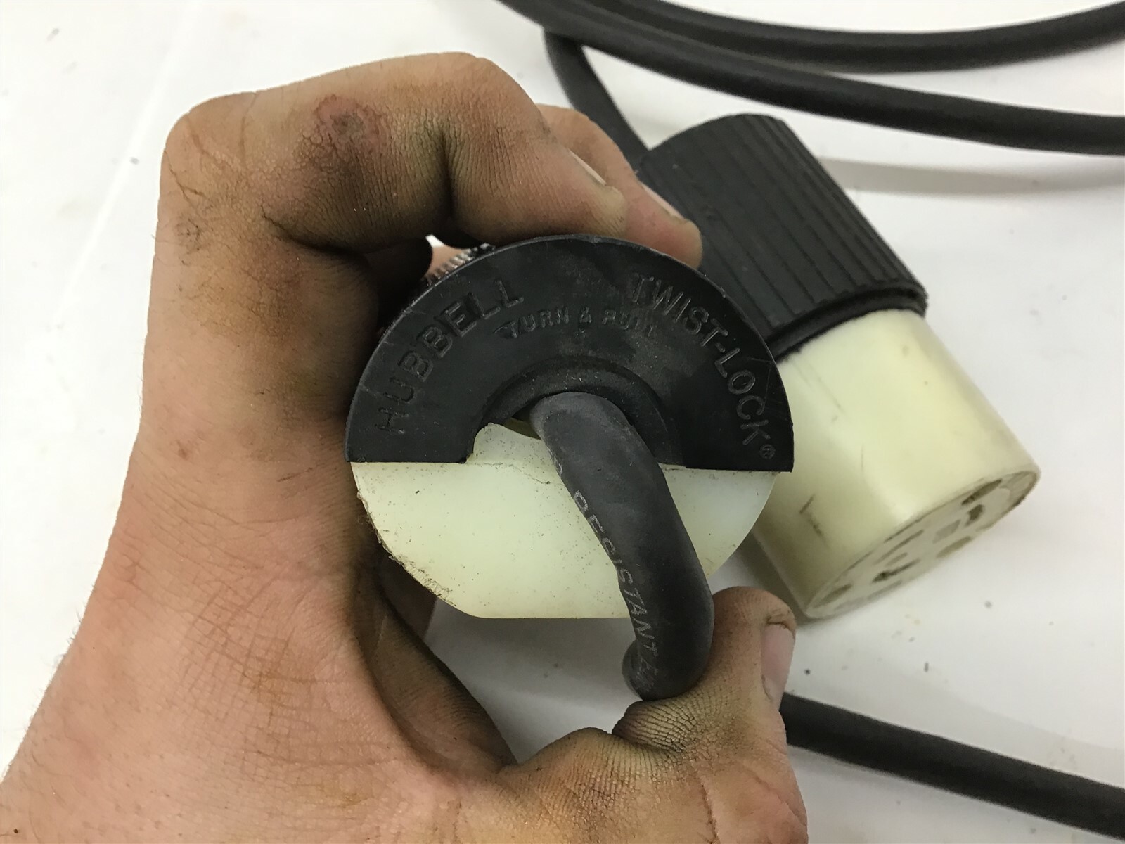 Essex P-159-18-MSHA 16/3 SJOW Male Hubbell Twist Lock