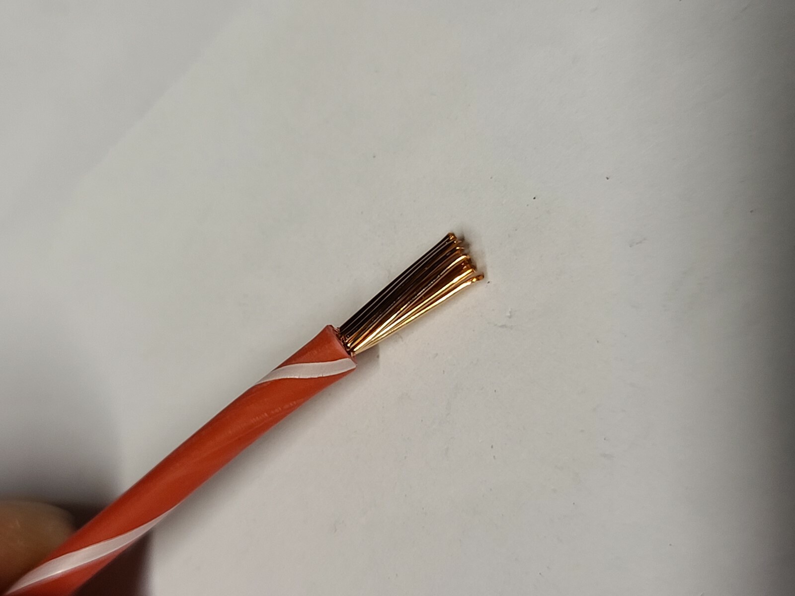Prestolite #12awg TXL SAE J1128 XLPE Automotive Primary Wire Red/White /50ft