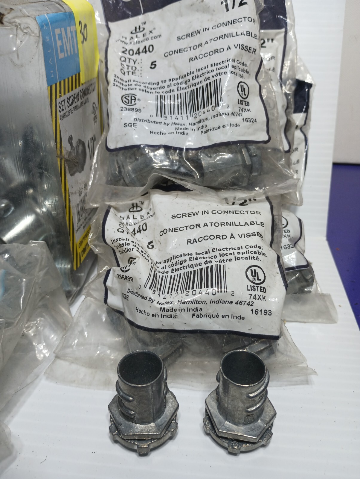Halex Lot Of 1/2″ EMT Flex Electrical Connectors Clamps Strap Couple Screw New