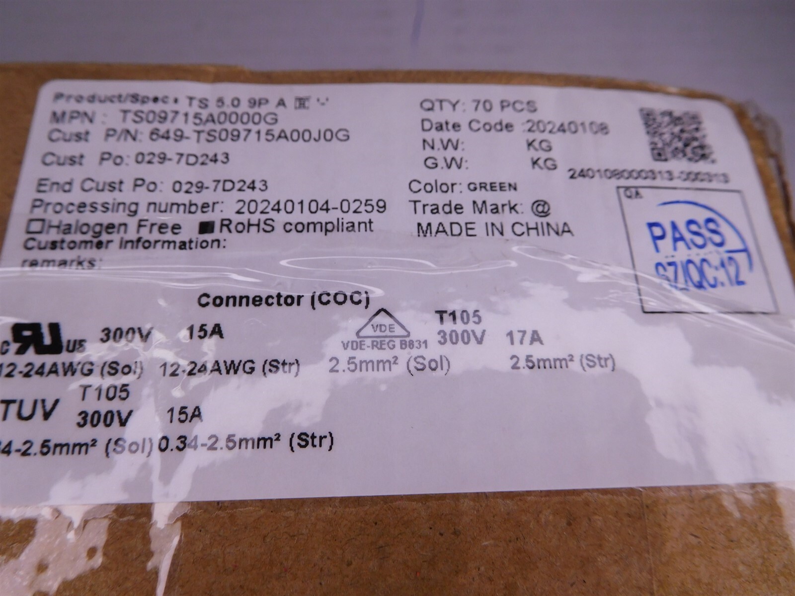 (70) Amphenol TS09715A0000G Pluggable Terminal Block TB PLU 300V 15A (S1)