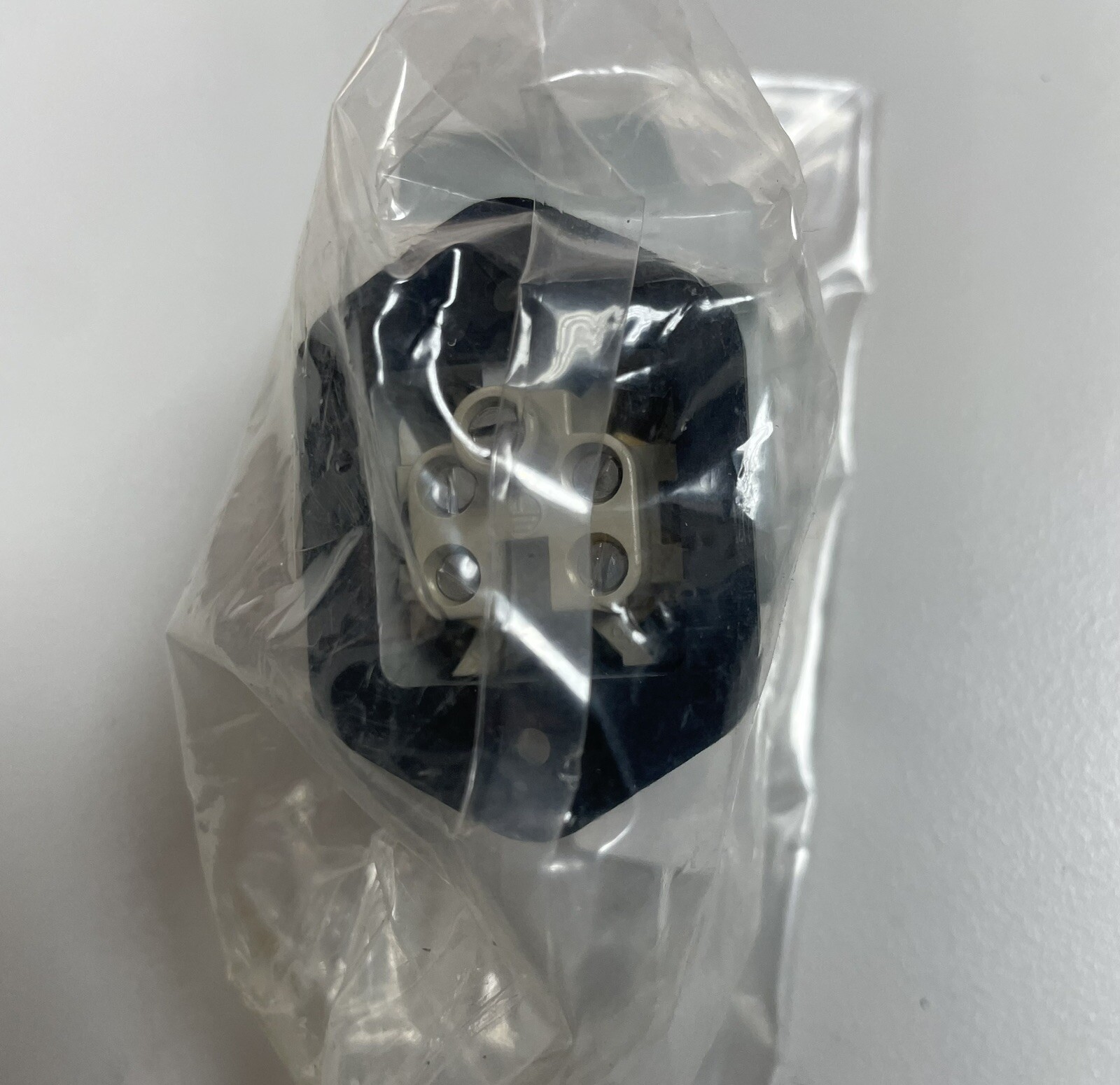 DME Input Connection Kit CKPT1C1, 1 zone Power-TC End Connector Assembly, 5 Pin