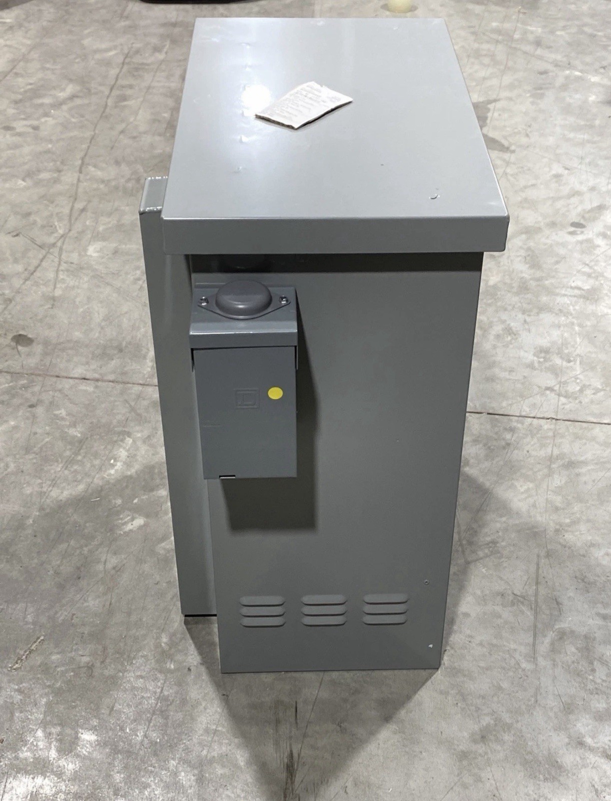 Alpha Power Supply Equipment Ground Enclosure Rainproof UPE-3G-1111-1N0 New