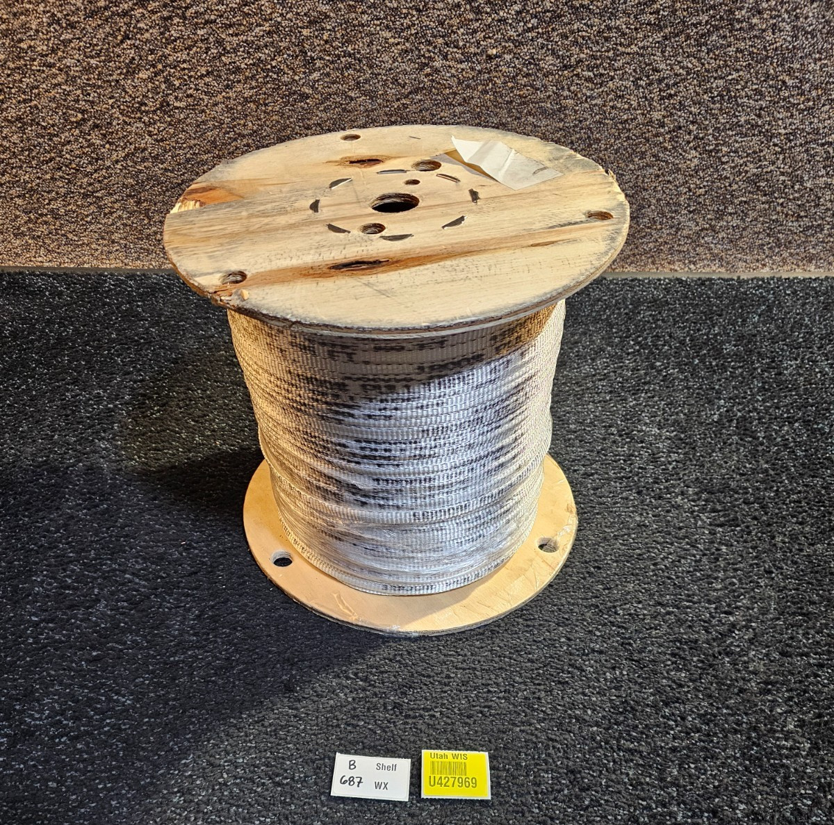 POLYESTER 3000FT 1800 LB TENSILE STRENGTH 0.4″ DIA, WOVEN POLYESTER PULL TAPE