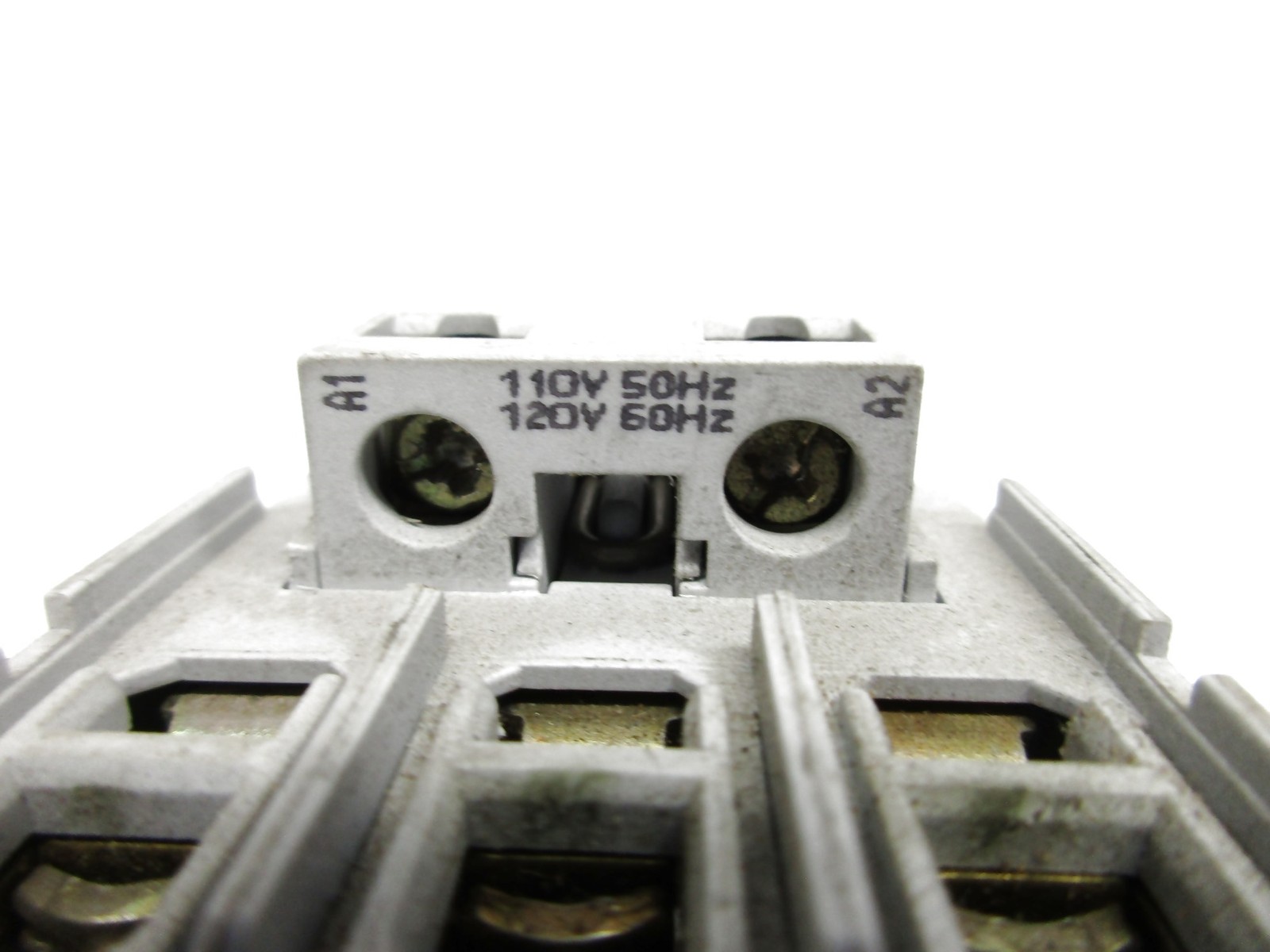 ALLEN BRADLEY 100-C30D00 SER. C 110/120V UNMP