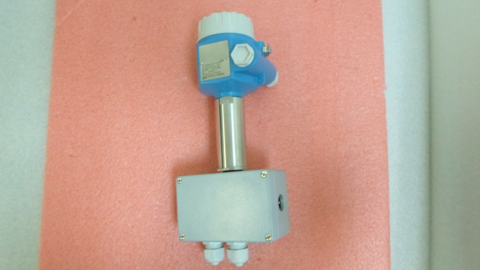 NEW ENDRESS+HAUSER SEPERATE HOUSING W/ FEI50H-52028260