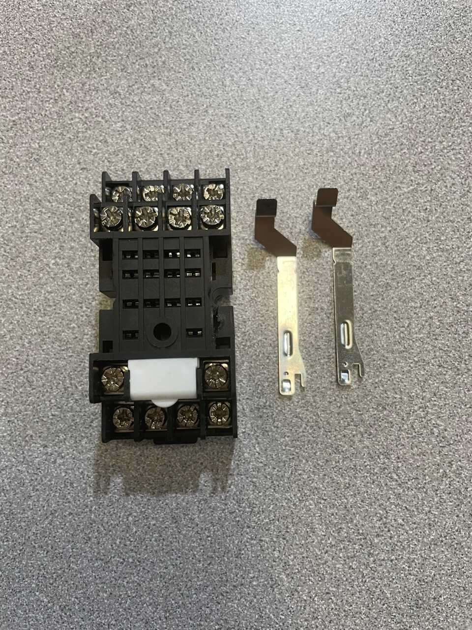 KACON, KMY4, DIN-RAIL RELAY SOCEKT, 5A