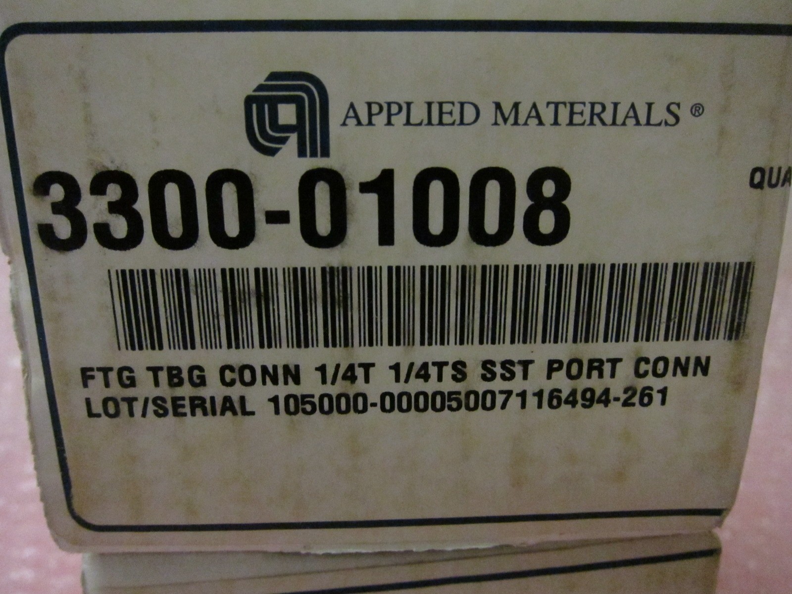 2 AMAT 3300-01008, Aeroquip 5602-8-10S, Qwick Connect, FTG TBG CONN 1/4T 1/4TS