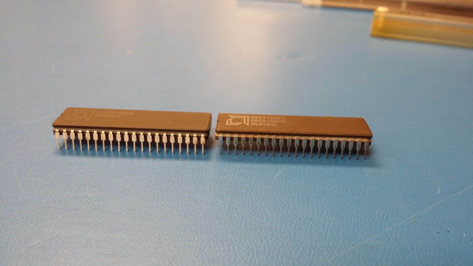 (1 PC) AM2910ADC AMD 12-BIT, MICROPROGRAM SEQUENCER, CDIP40
