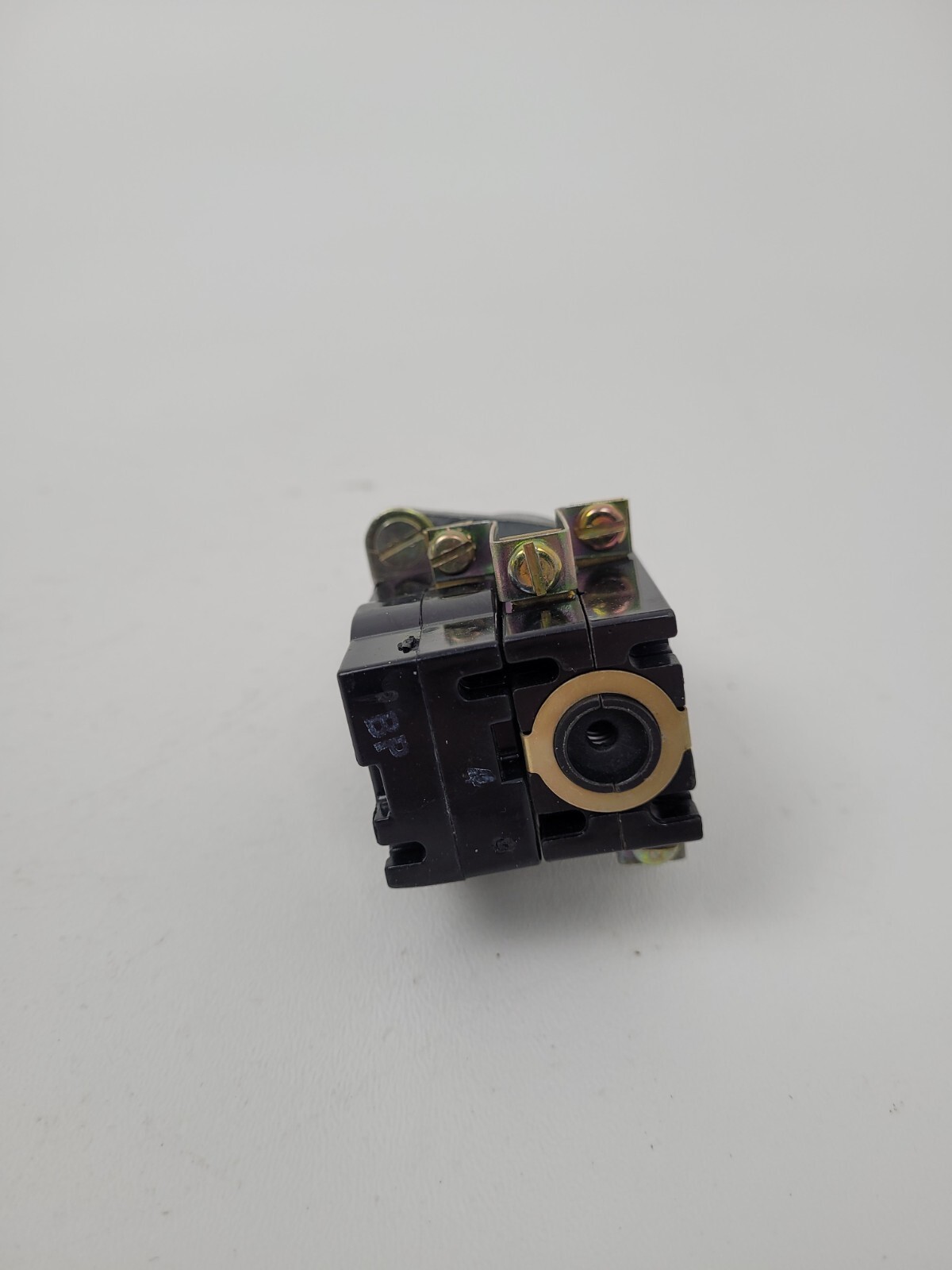 CR2940UX224A4 GE Red Push Button Light- Next Day Option – New