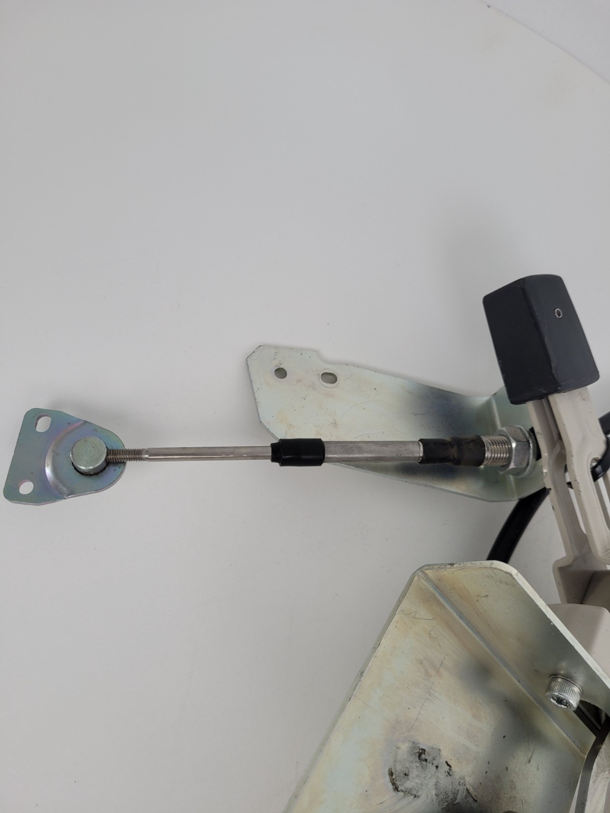 C2GSWU Mitsubishi Electric Circuit Breaker Disconnect Switch – Next Day Option