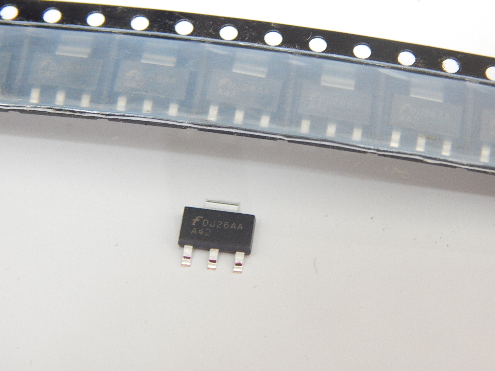 FAIRCHILD PZTA42 BJT NPN 300V 0.5A – YOU GET 10 PIECES USA SELLER FAST SHIPPING