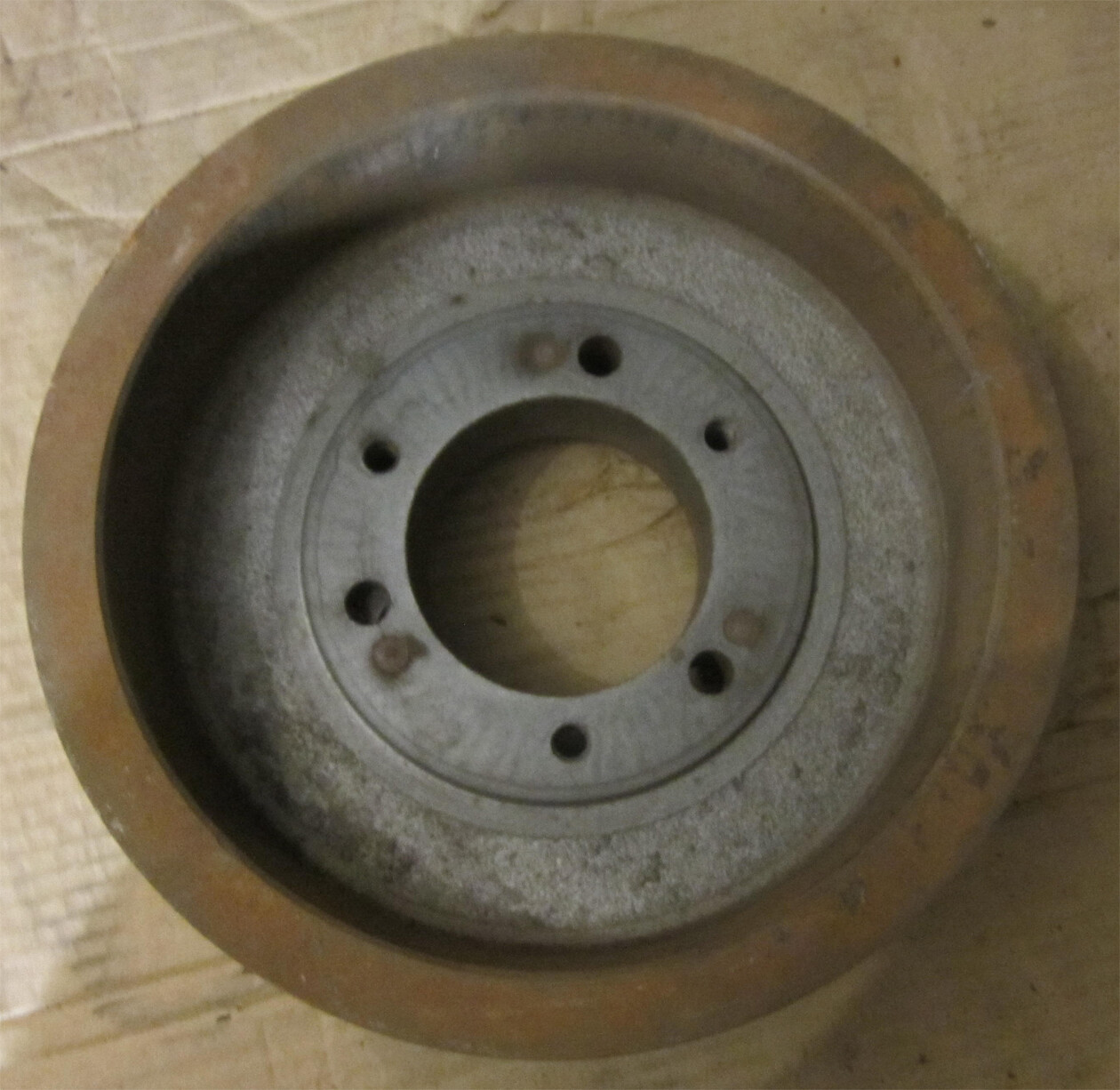 TB Woods Cast Iron 6-Groove Detachable V-Belt Pulley, Model 5V1186