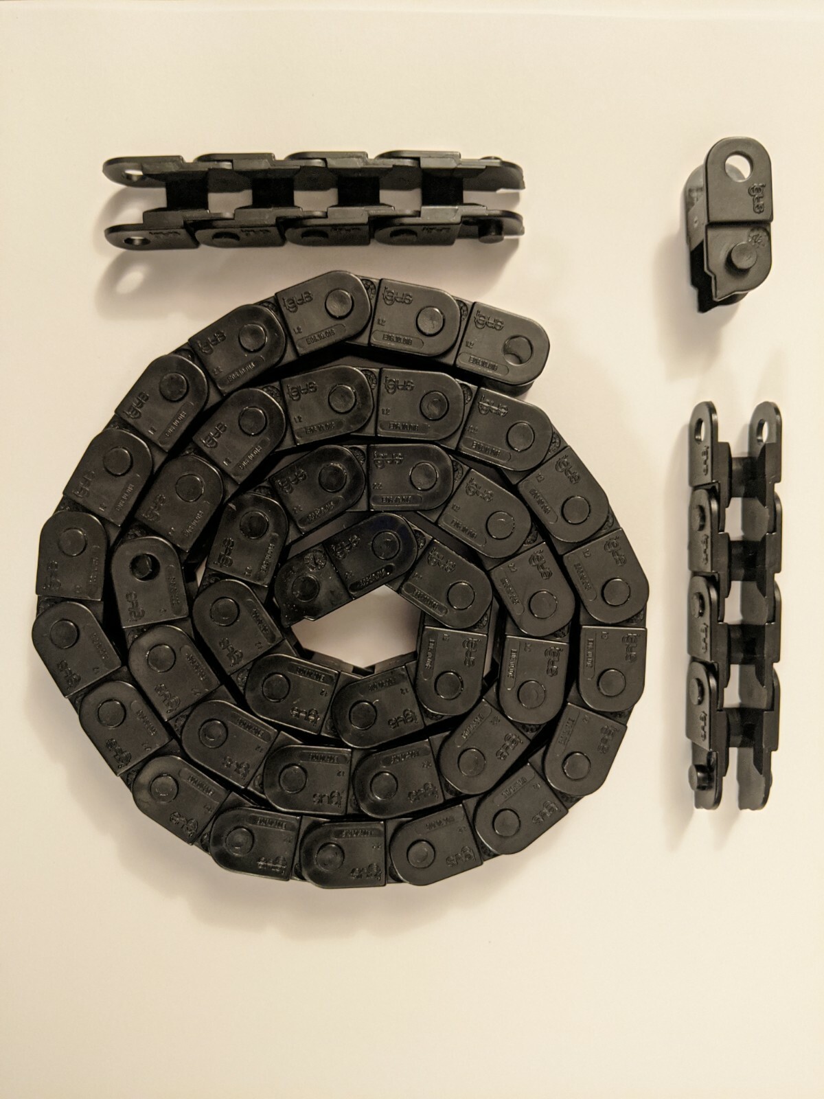 Igus Energy Chain Series E06 E06.10.018, 6ft /2m, cable and hose carrier