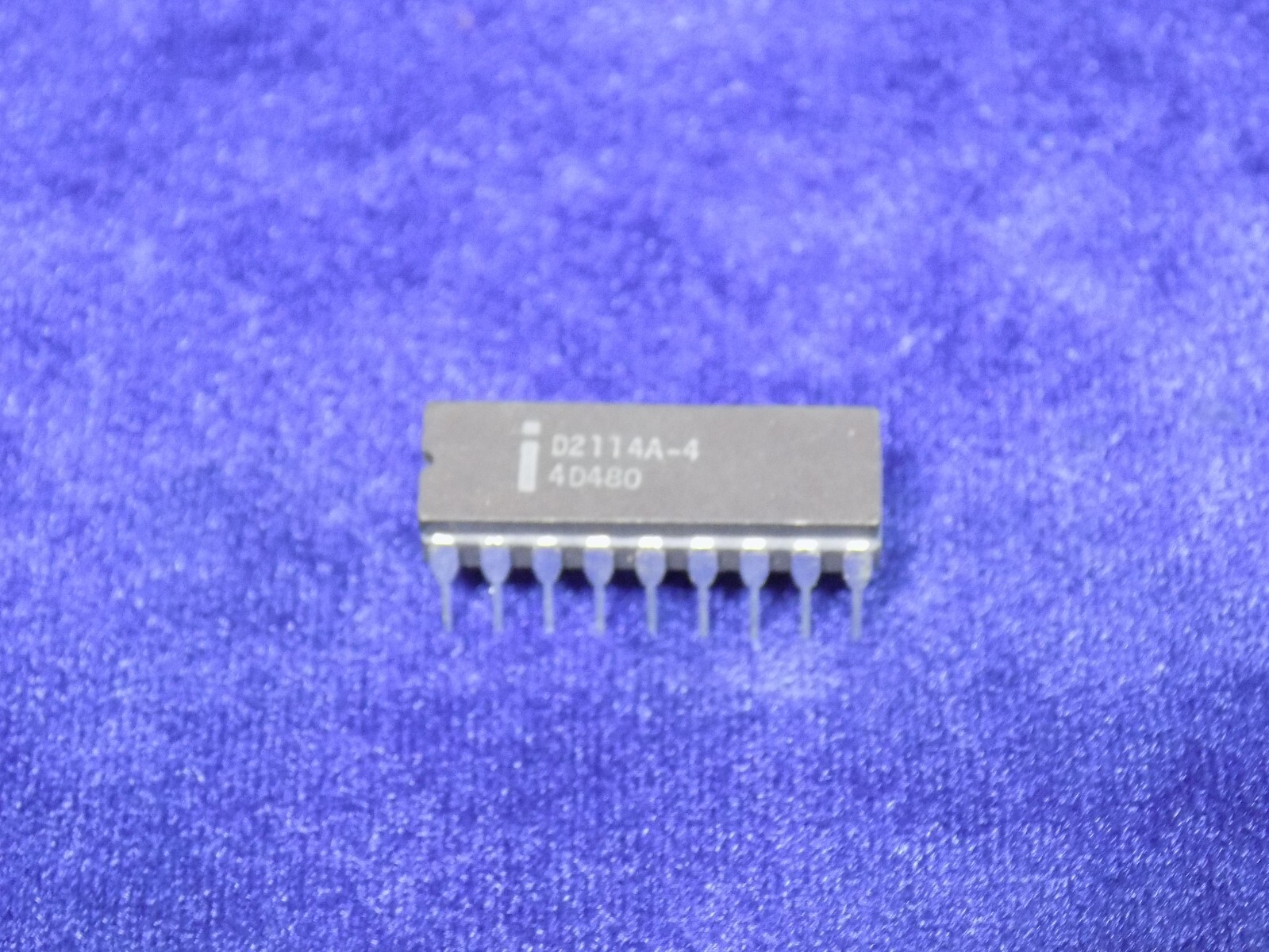 LOT OF 5 NEW OLD STOCK INTEL D2114A-4 18-PIN CERDIP IC CHIP COLLECTIBLE